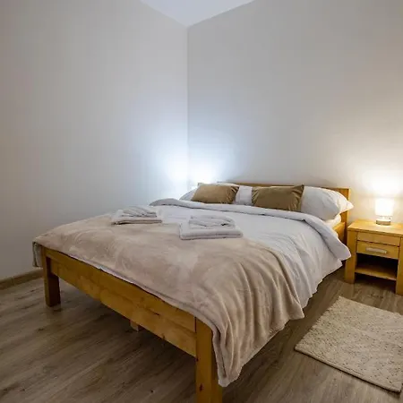 Tatryhome - Dom Veľký Slavkov