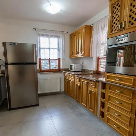 Tatryhome - Dom Dovolenkový dom *